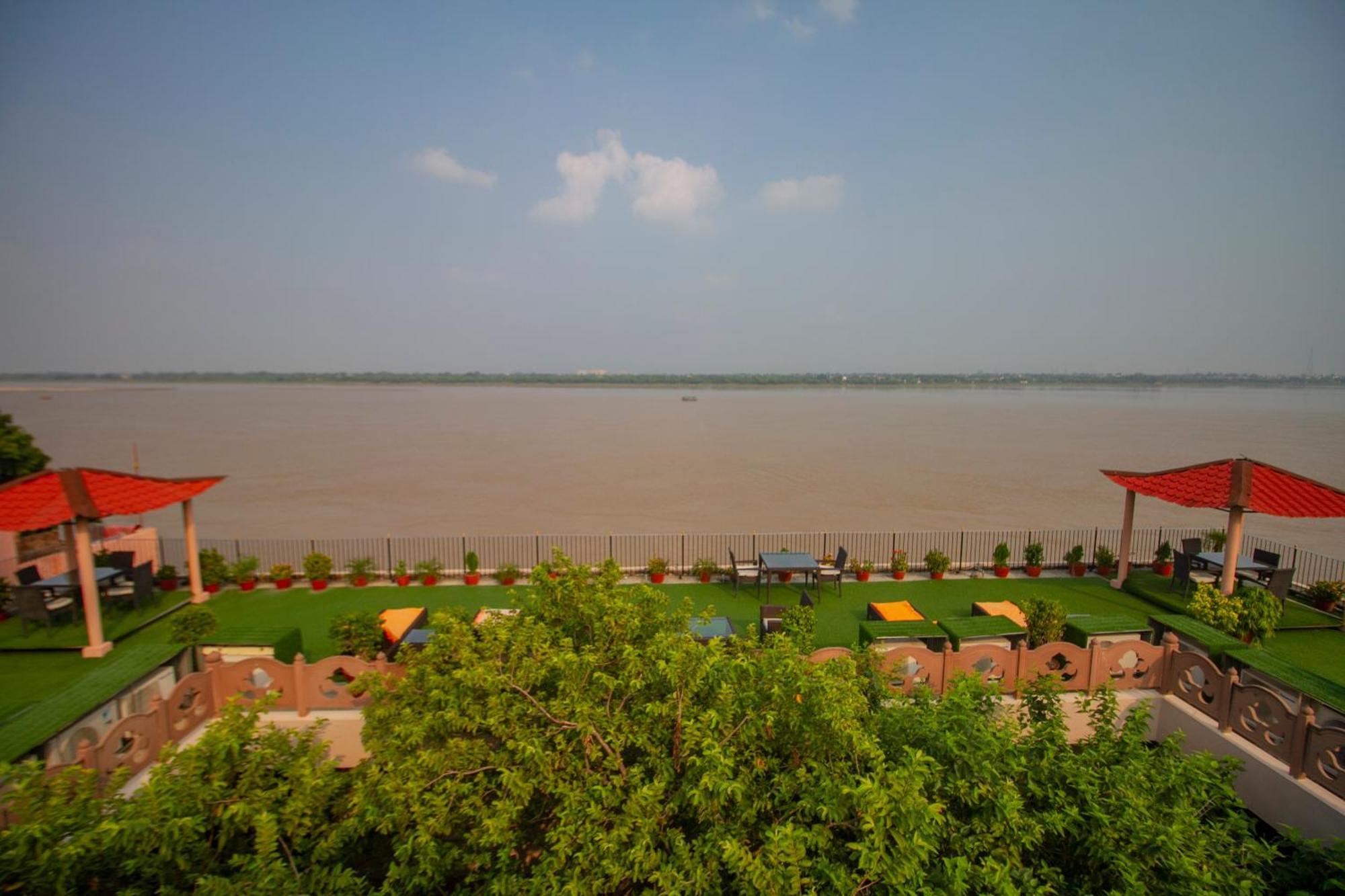 Amritara Suryauday Haveli Hotel Varanasi Exterior photo