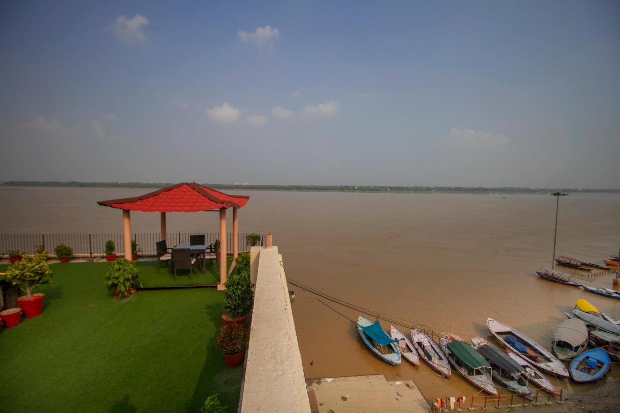 Amritara Suryauday Haveli Hotel Varanasi Exterior photo